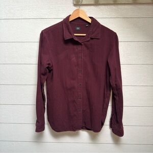 Uniqlo Burgundy Soft Cotton Button-Up Shirt – Size Small
